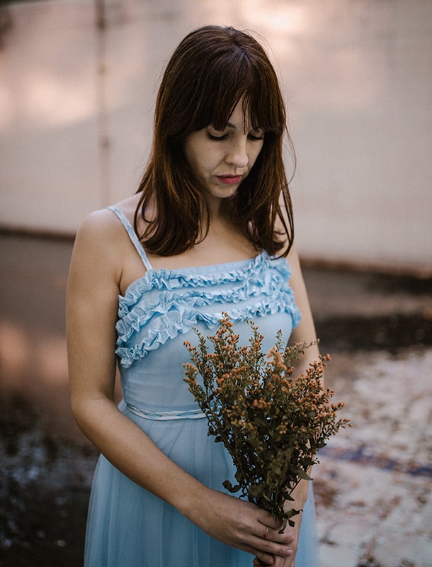 Novia vintage con ramo