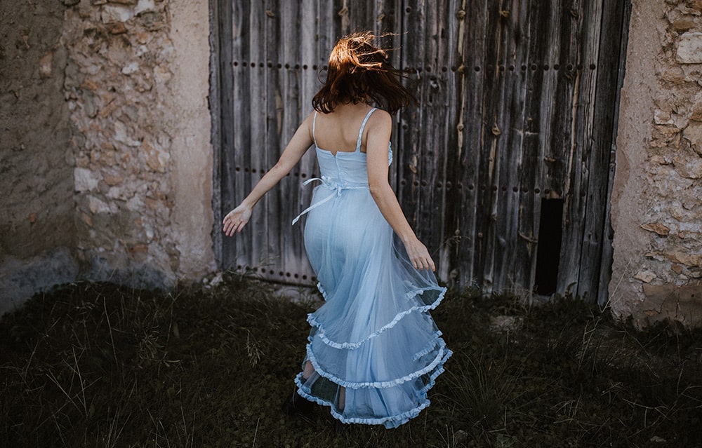 novia vestido gasa azul